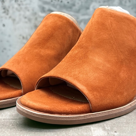 NIB Sofft Carrey Slide Sandals Suede Pumpkin 7.5M 38.5 - Picture 6 of 12